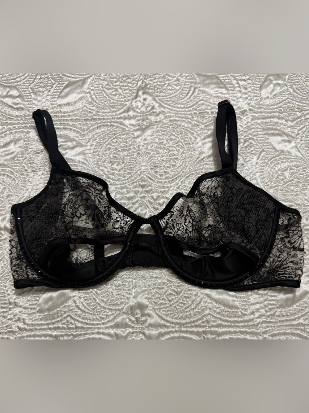 Victoria's Secret Black Sheer Floral Lace Underwire Bra